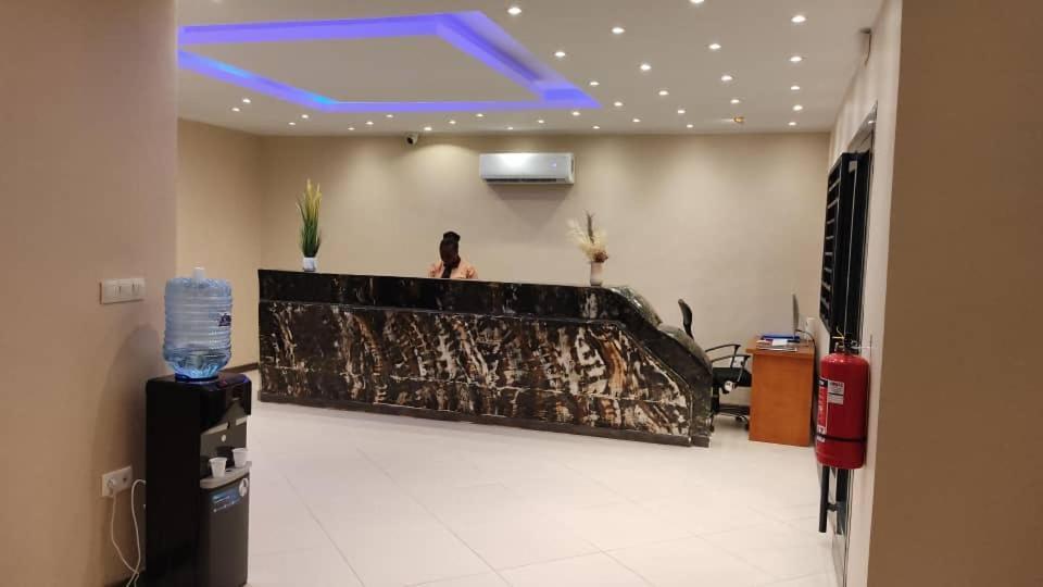 Sky Kenako Hotel Kribi Exterior photo
