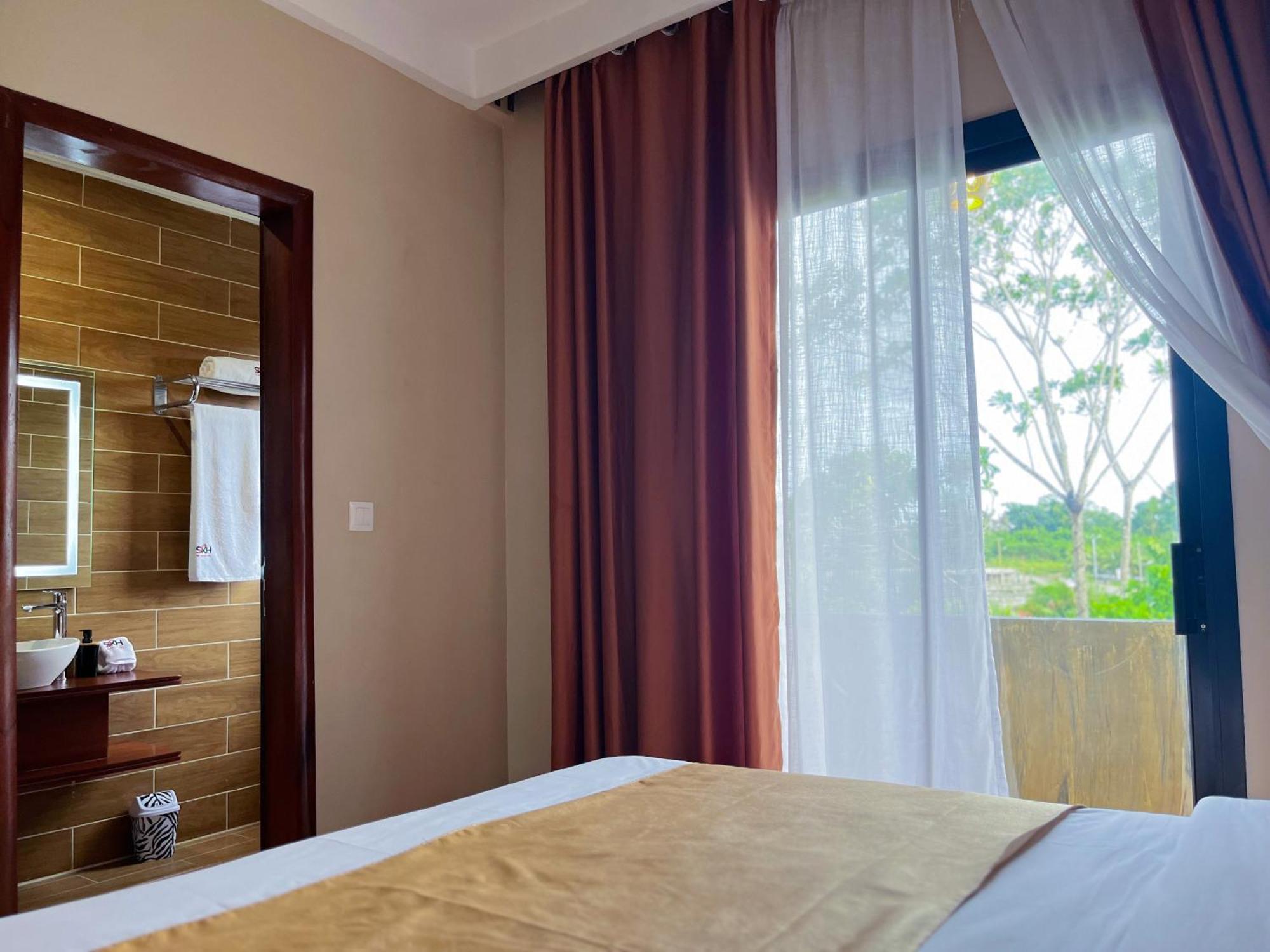 Sky Kenako Hotel Kribi Exterior photo